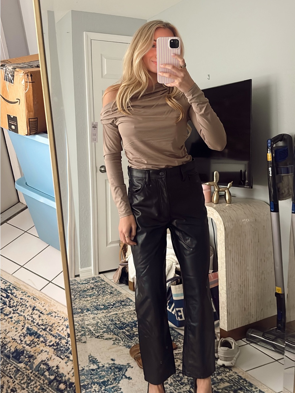 Abercrombie & Fitch Black Vegan Leather Ankle Straight Pant